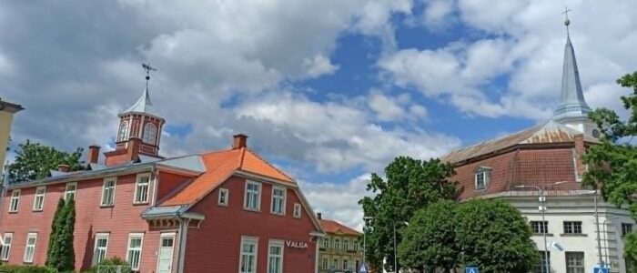 Valga raekoda ja Jaani kirik